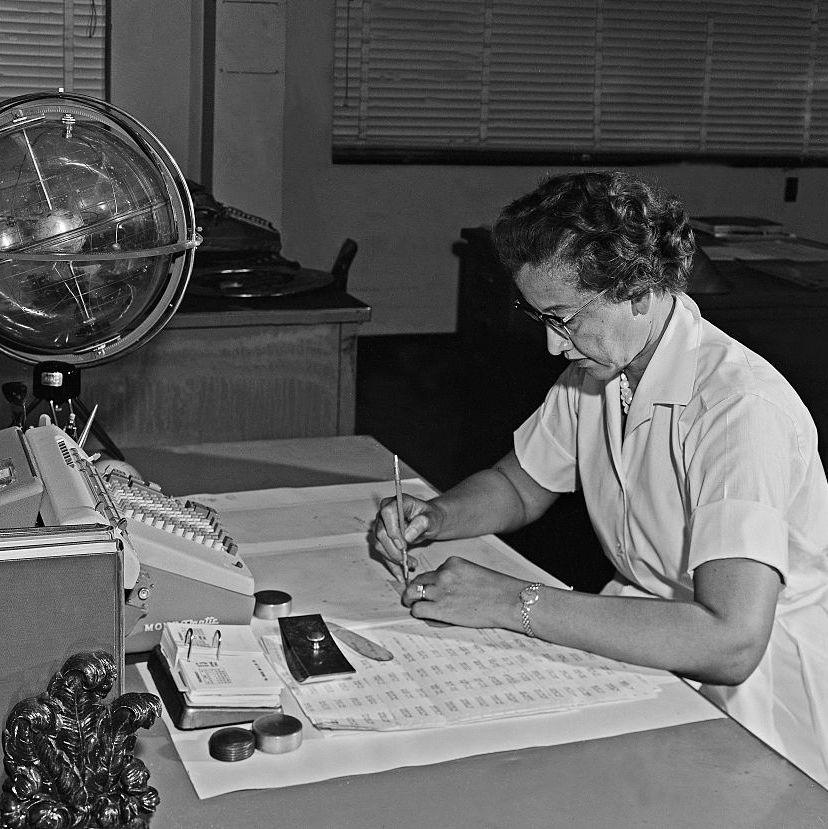 space-scientist-and-mathematician-katherine-johnson-poses